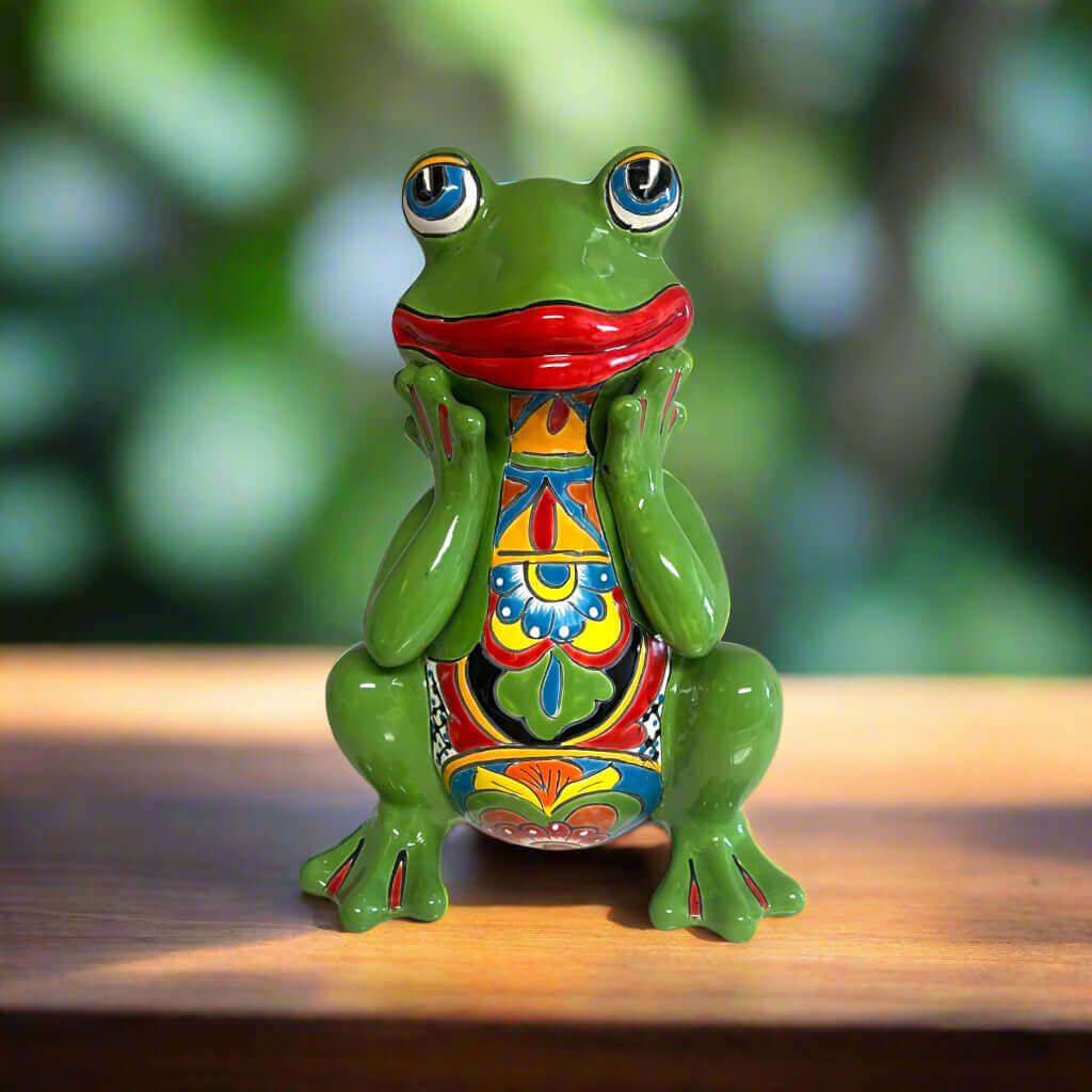 Estatua de rana de Talavera | Vibrante arte de cerámica mexicana pintado a mano