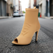 suelas-de-zapatos-de-exterior-color-caqui