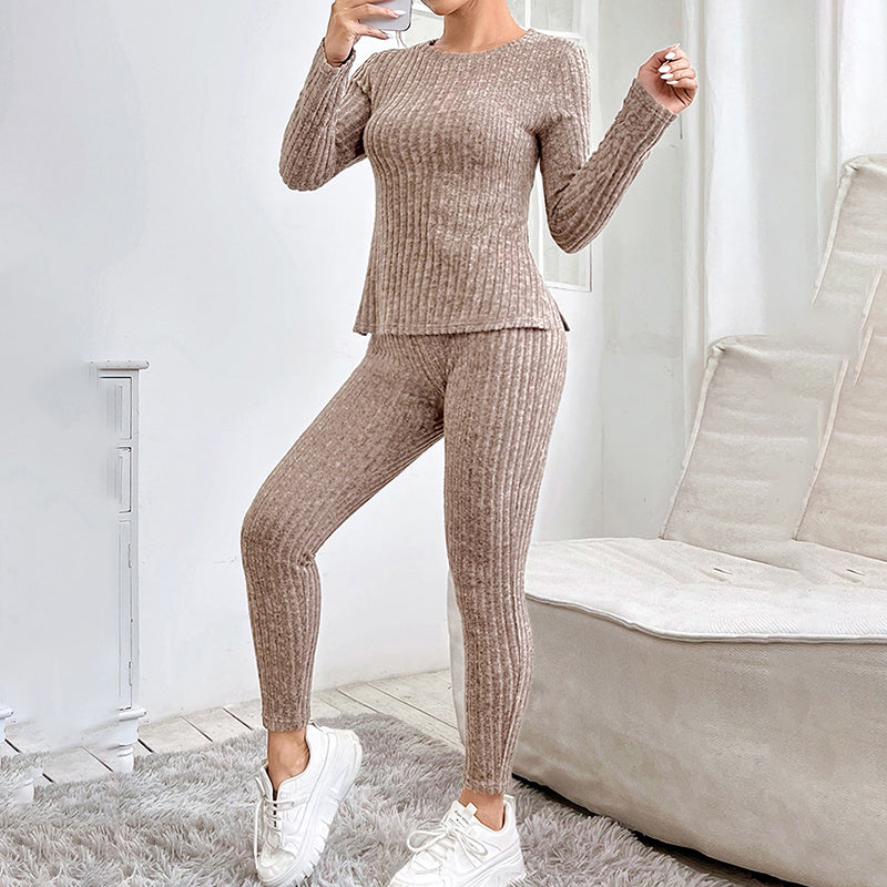 Conjunto de salón de camiseta de manga larga y pantalones de punto acanalado para mujer