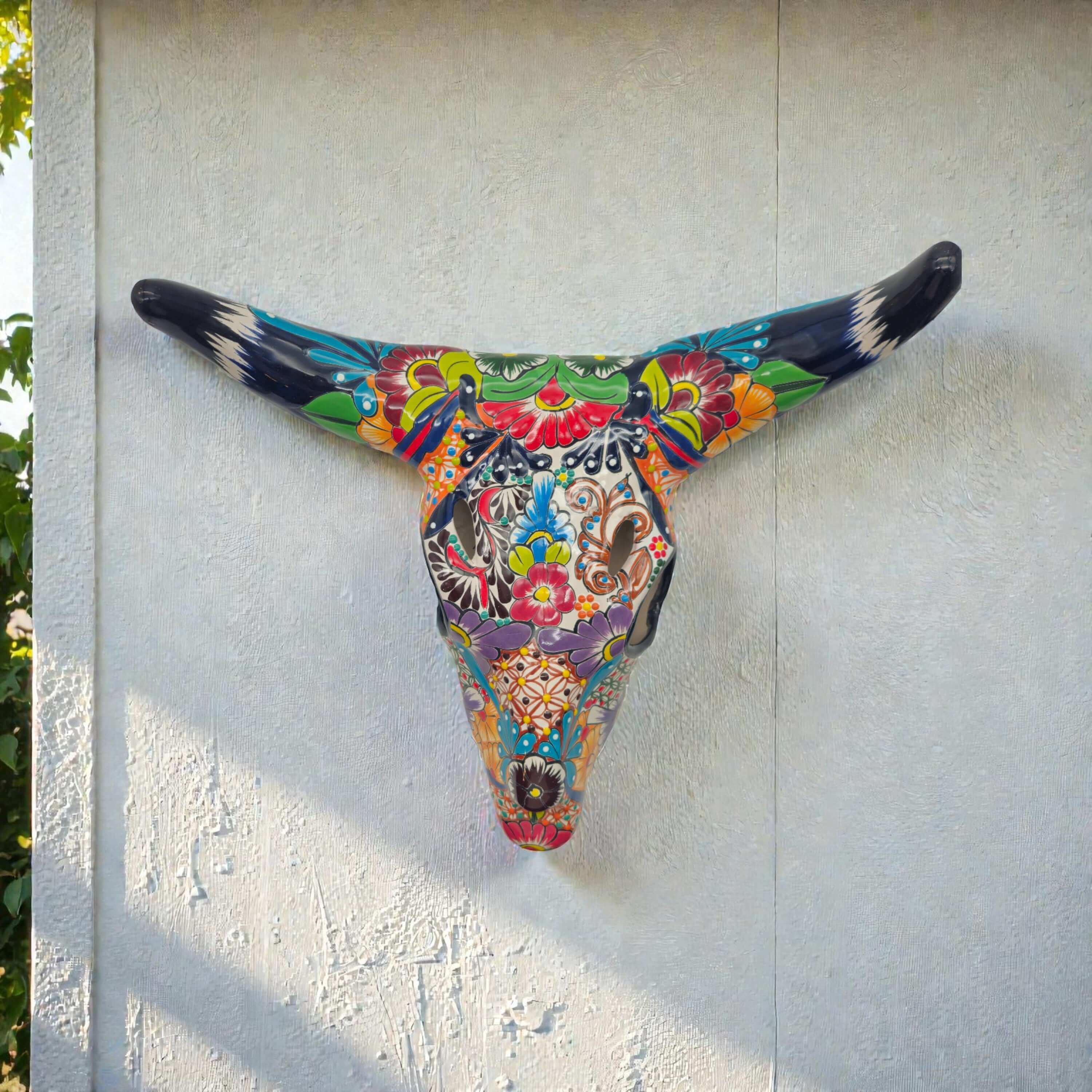 Cráneo de Toro Talavera Colorido | Decoración de Arte de Pared Mexicano