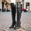 Botas de cuero hasta la rodilla con tacón grueso y punta fina