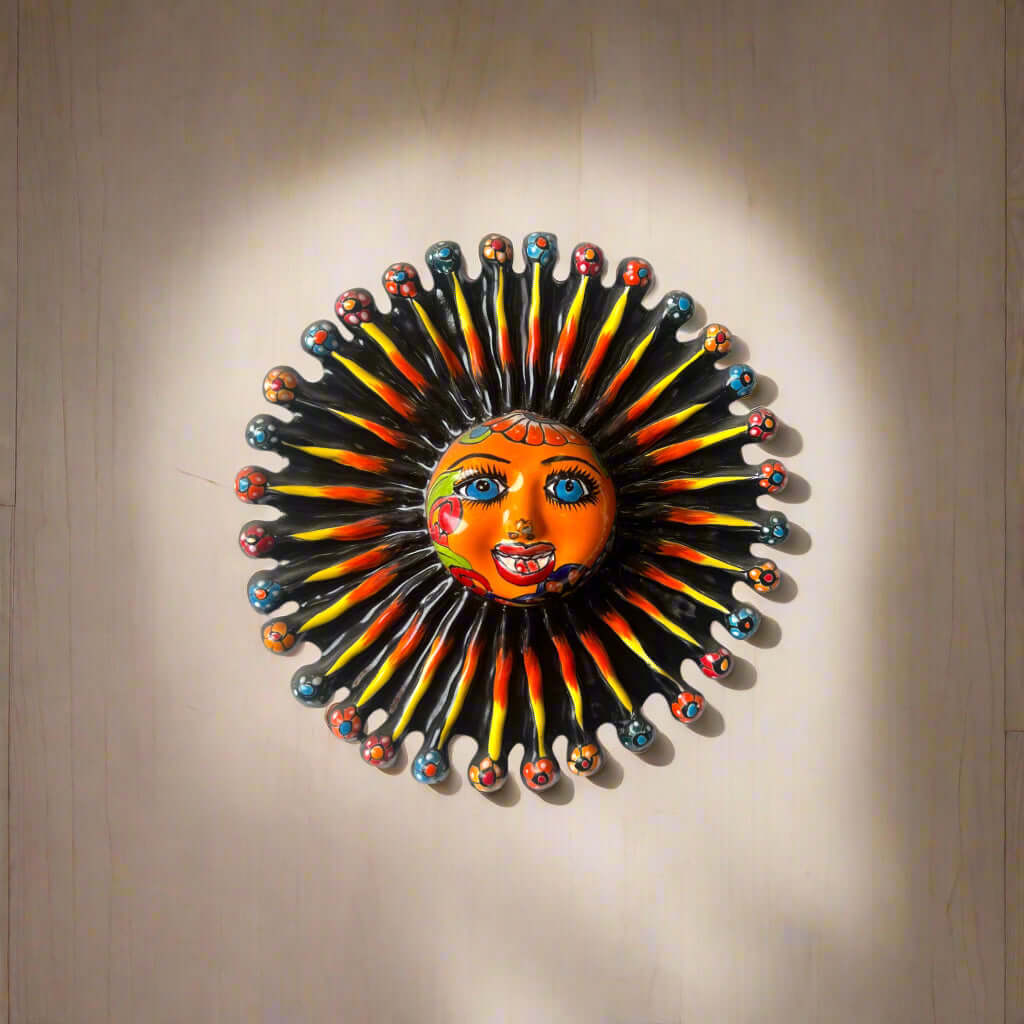 Mural de Sol Mini Talavera | Decoración Mexicana Artesanal