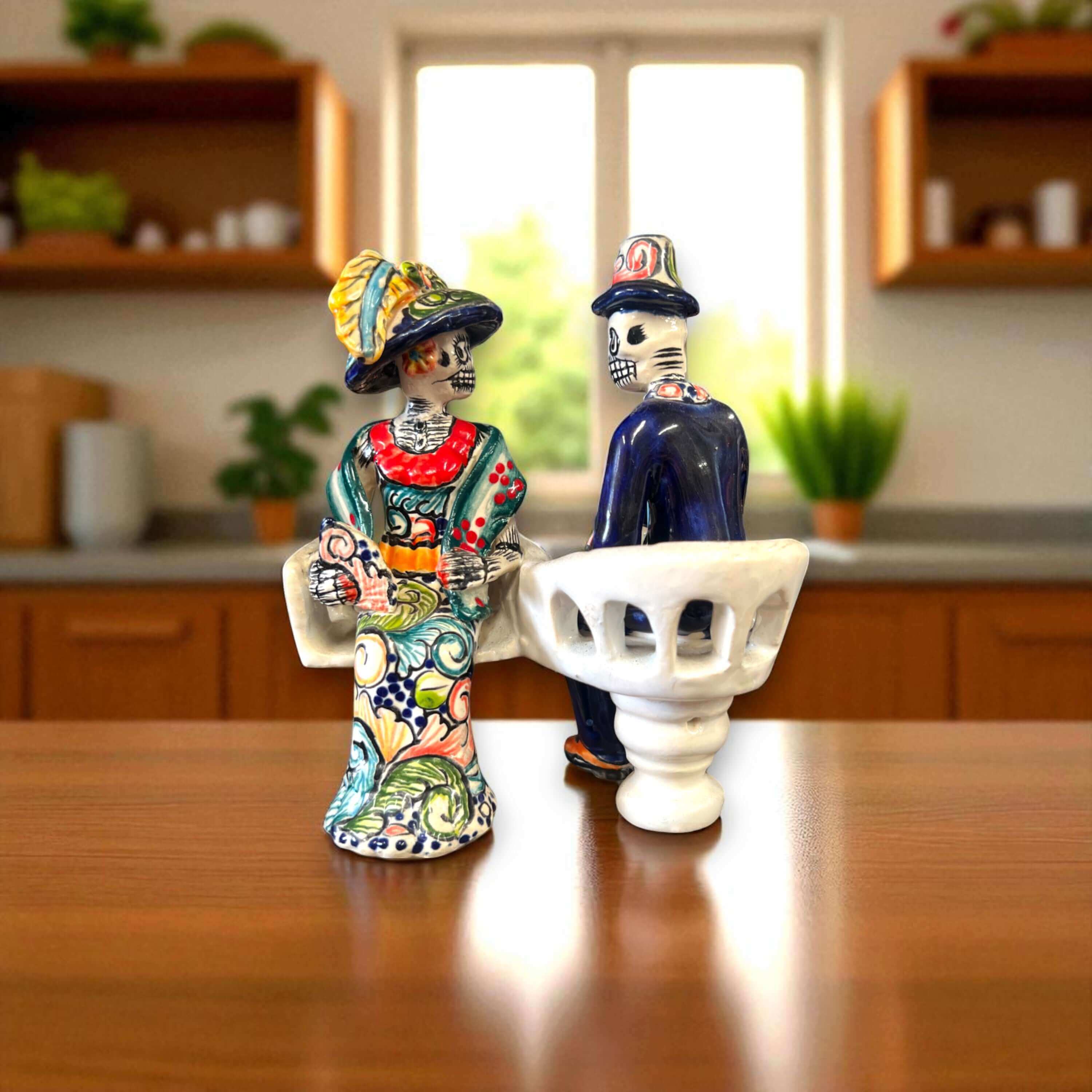 Figuras de Talavera del Día de Muertos | Estatuas de sillas mexicanas
