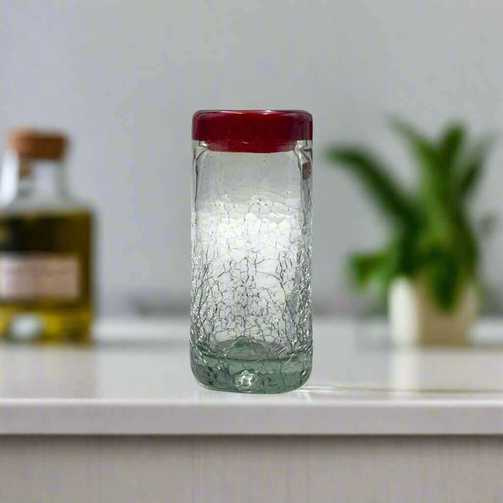 Vaso Tequilero Soplado Artesanalmente con Acabado Craquelado | Cristalería Mexicana de Borde Rojo