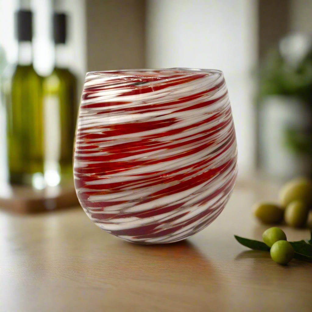 Copa de vino sin tallo con espiral roja | Cristalería mexicana soplada a mano