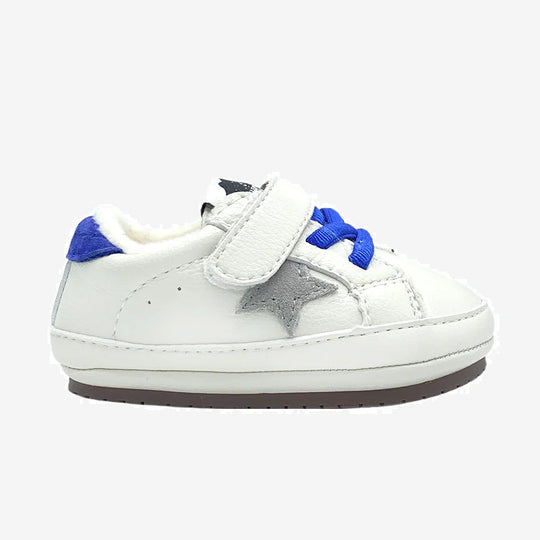Shoes &amp; Sneakers
