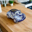 Macetero Talavera con forma de Coche | Maceta pequeña de cerámica hecha a mano en azul y blanco