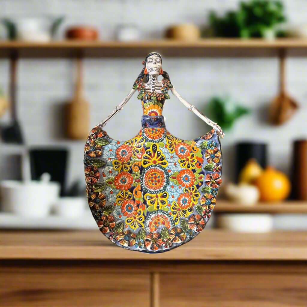 Catrina de Talavera Día de Muertos | Figura con vestido colorido