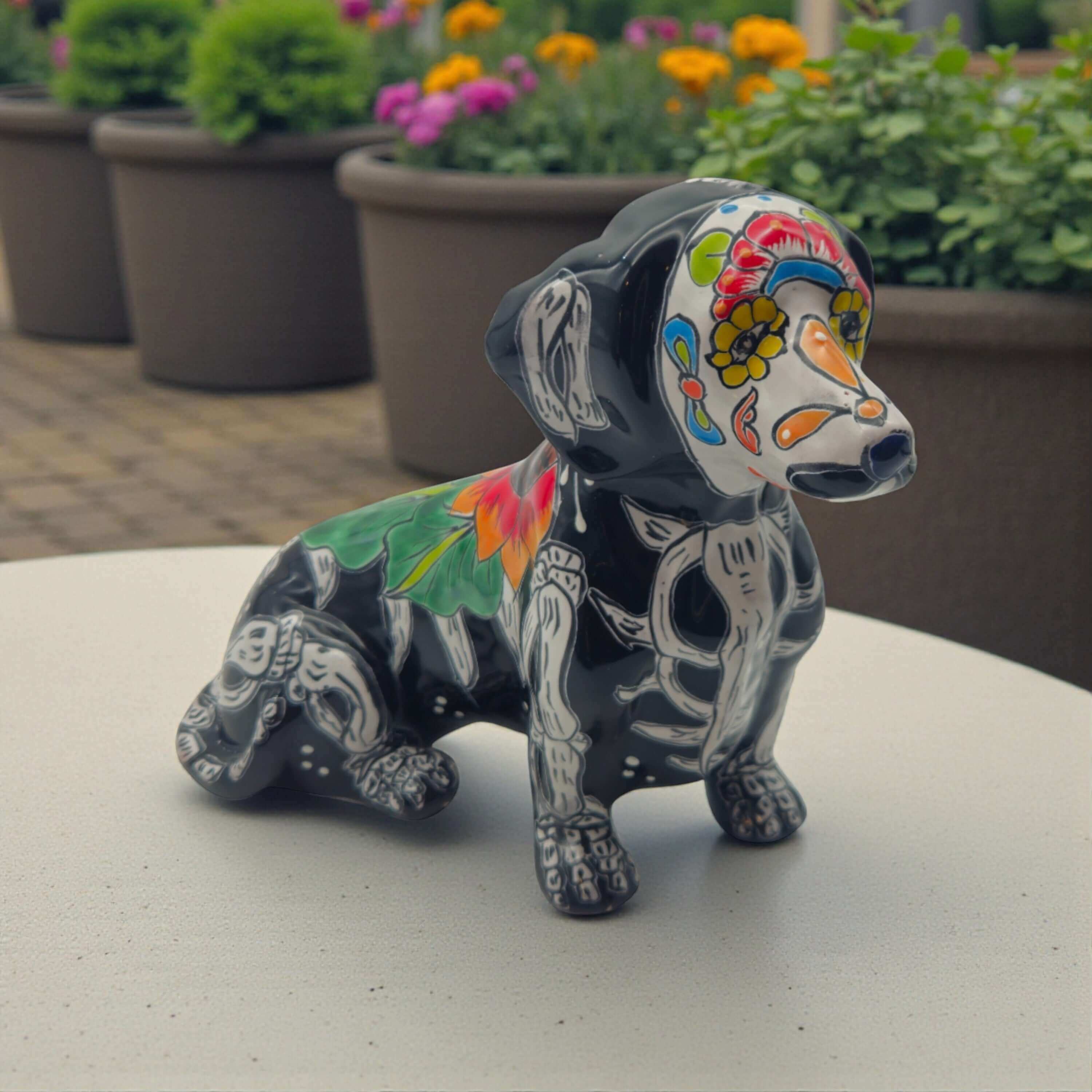 Figura de Teckel Talavera | Perro de Cerámica del Día de Muertos
