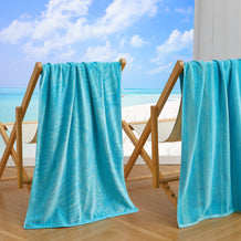 turquoise-teal-palm-leaf-stripe